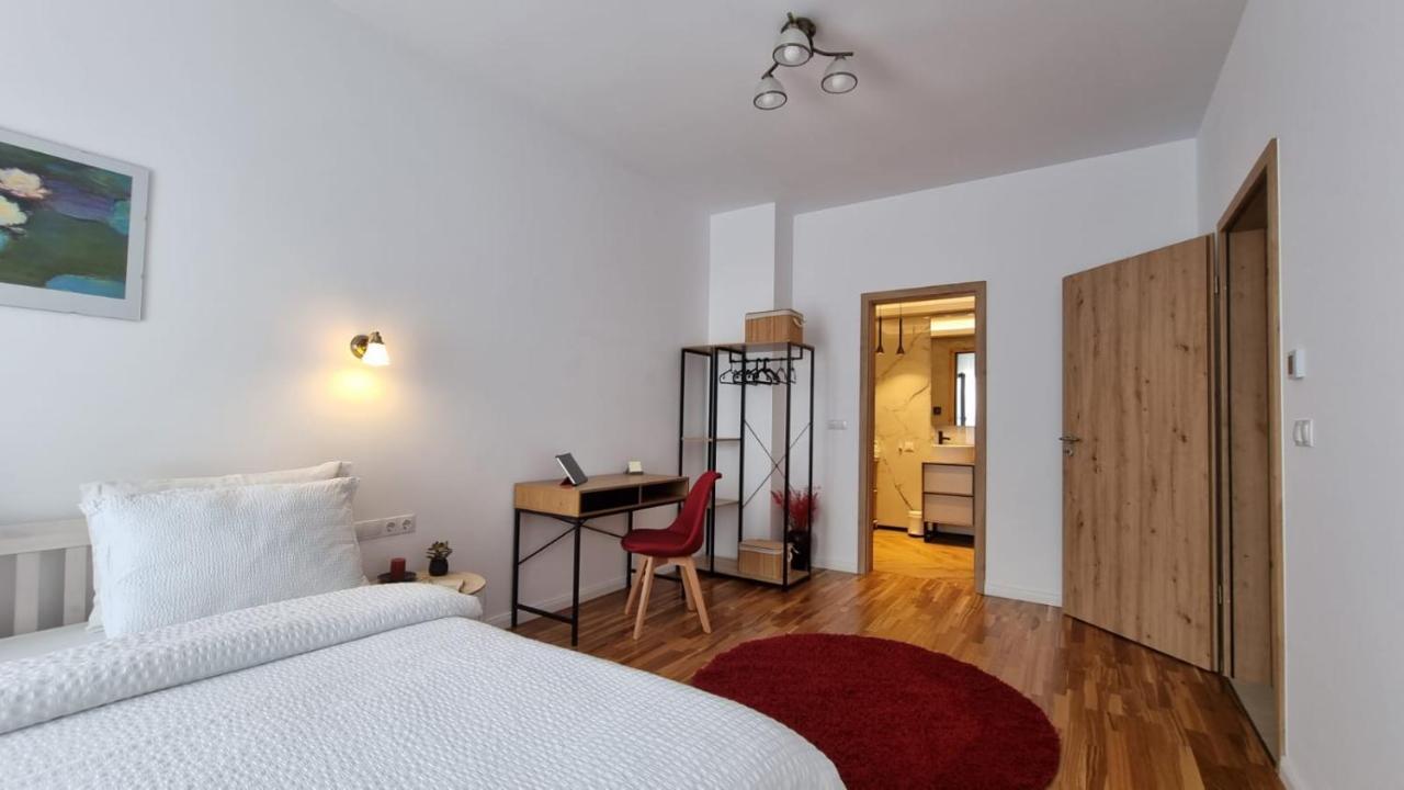 Penthouse Cosmopolit Διαμέρισμα Μπρασόβ Εξωτερικό φωτογραφία
