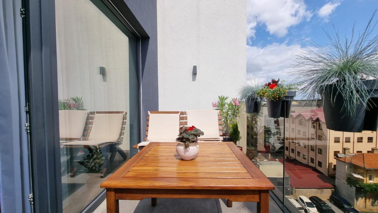 Penthouse Cosmopolit Διαμέρισμα Μπρασόβ Εξωτερικό φωτογραφία