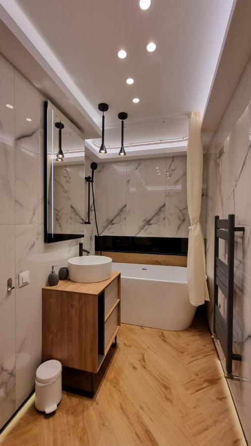 Penthouse Cosmopolit Διαμέρισμα Μπρασόβ Εξωτερικό φωτογραφία